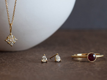 Reforme Ring, Pierrced, Pendant Top