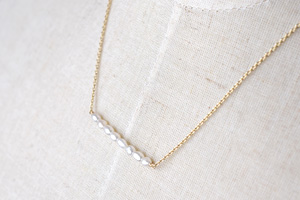 K10イエローゴールドと淡水パールのオーダーメイドのネックレス