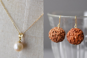 パールのペンダント・トップと菩提樹の実ピアス