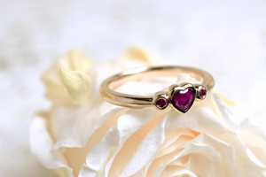 ご結婚30周年記念のオーダーメイド・ハートカットルビーリング