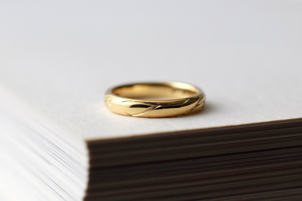 フルオーダーメイドによる1歳のお誕生日記念のベビーリングです。＊静岡県浜松市ジュエリープシュケー