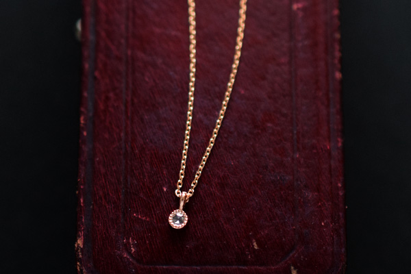 ローズカットダイアモンドとK10ピンクゴールドミルグレインのクラシック調ネックレス＊1点もの