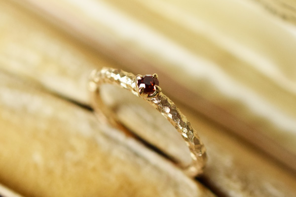 ガーネットとK18イエローゴールドのリング＊静岡県 I 様＊静岡県浜松市ジュエリープシュケー